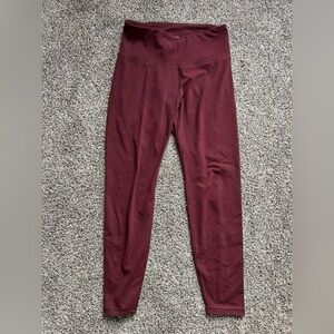 Old Navy Elevate Go-Dry Leggings [Discontinued!]